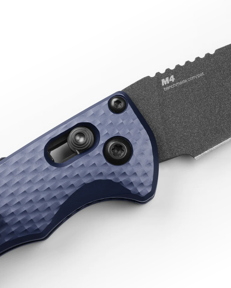 BENCHMADE 2950BK PARTIAL IMMUNITY, CRATER BLUE ALUMINUM